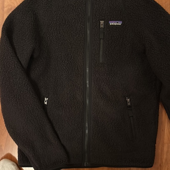 Patagonia fuzzy jacket - Picture 2 of 4